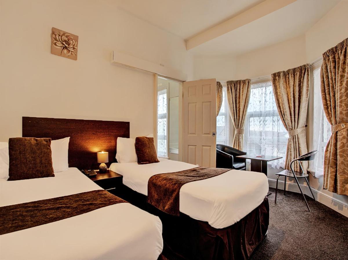 The Waverley Hotel เกรทยาร์มัธ ภายนอก รูปภาพ